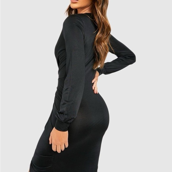 Boohoo Chic Black Deep V Long Sleeve Dress - Picture 8 of 10